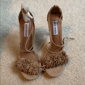 Brand new Steve Madden strapping sandals